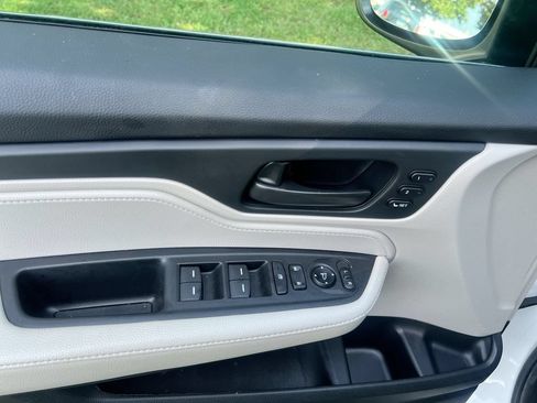 Used 2025 Honda Odyssey EX-L image 14