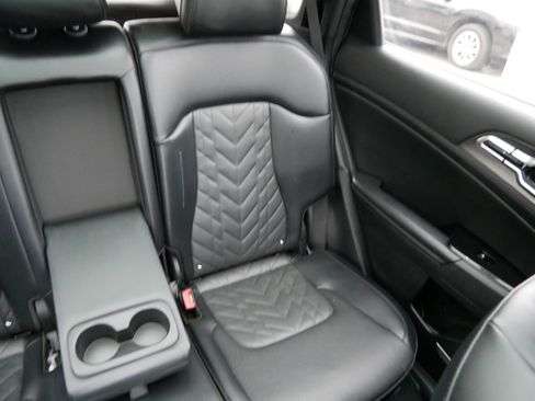 Used 2023 Kia Sportage X-Line w/ X-Line Premium Package AWD/4WD image 14