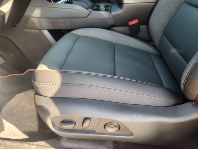 New 2027 GMC Terrain AT4 w/ Convenience Package III AWD/4WD image 17