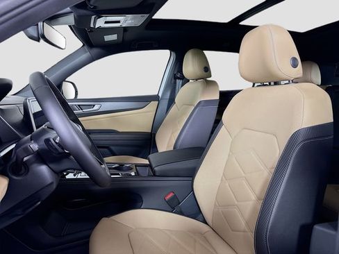 New 2026 Volkswagen Atlas Cross Sport SE image 21