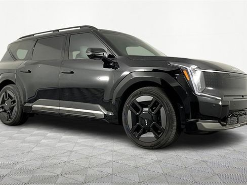 New 2026 Kia EV9 GT-Line image 3