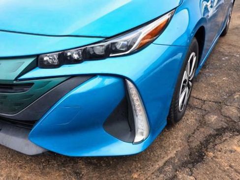 Used 2018 Toyota Prius Prime Plus image 39