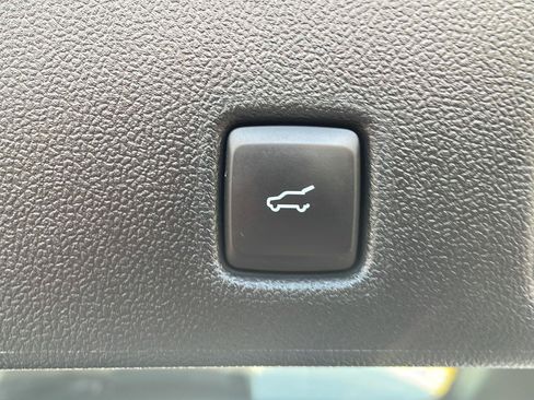 Certified 2022 Ford Escape SEL w/ Technology Package FWD image 29