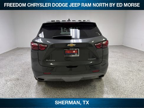 Used 2020 Chevrolet Blazer Premier w/ Driver Confidence II Package FWD image 5