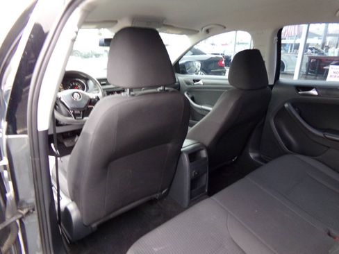 Used 2016 Volkswagen Jetta S FWD image 14