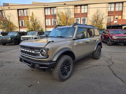 New 2025 Ford Bronco Big Bend w/ Black Diamond Package