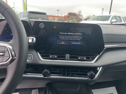 New 2026 Chevrolet Equinox LT image 22