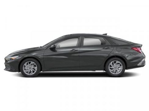 New 2026 Hyundai Elantra SEL Sport Premium FWD image 3