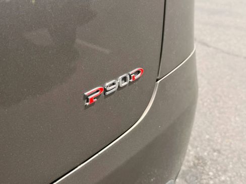 Used 2016 Tesla Model X Performance image 5