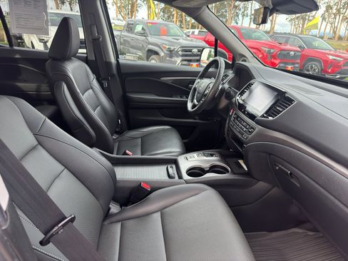 Used 2023 Honda Ridgeline RTL-E image 19