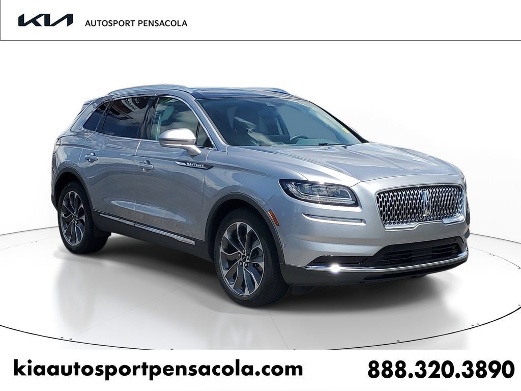 Used 2022 Lincoln Nautilus Reserve FWD image 1