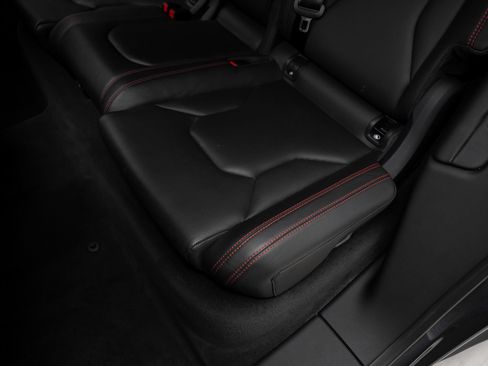 Used 2019 Lamborghini Urus AWD/4WD image 68