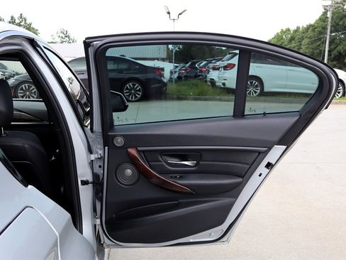 Used 2015 BMW 328i Sedan RWD image 27