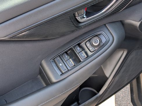 Used 2025 Subaru Outback Premium AWD/4WD image 19
