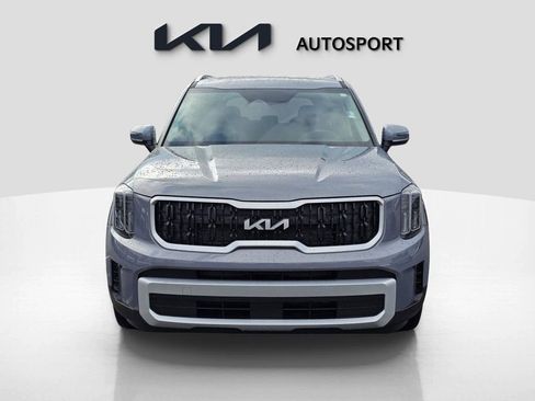 Certified 2025 Kia Telluride EX image 2
