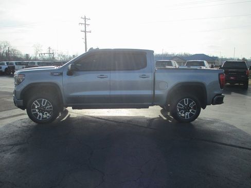Used 2023 GMC Sierra 1500 AT4 w/ AT4 Preferred Package image 9