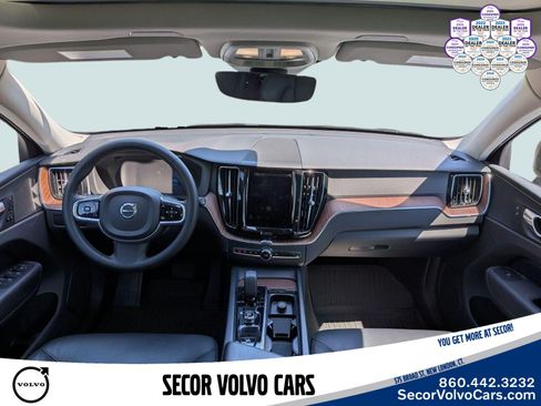 Certified 2023 Volvo XC60 B5 Plus w/ Climate Package AWD/4WD image 21