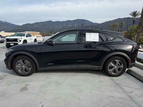 Used 2022 Ford Mustang Mach-E Select image 4