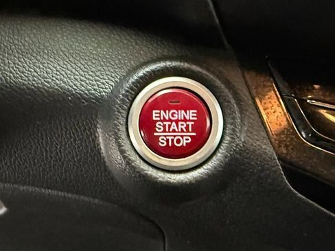 Used 2017 Honda Accord EX-L image 11