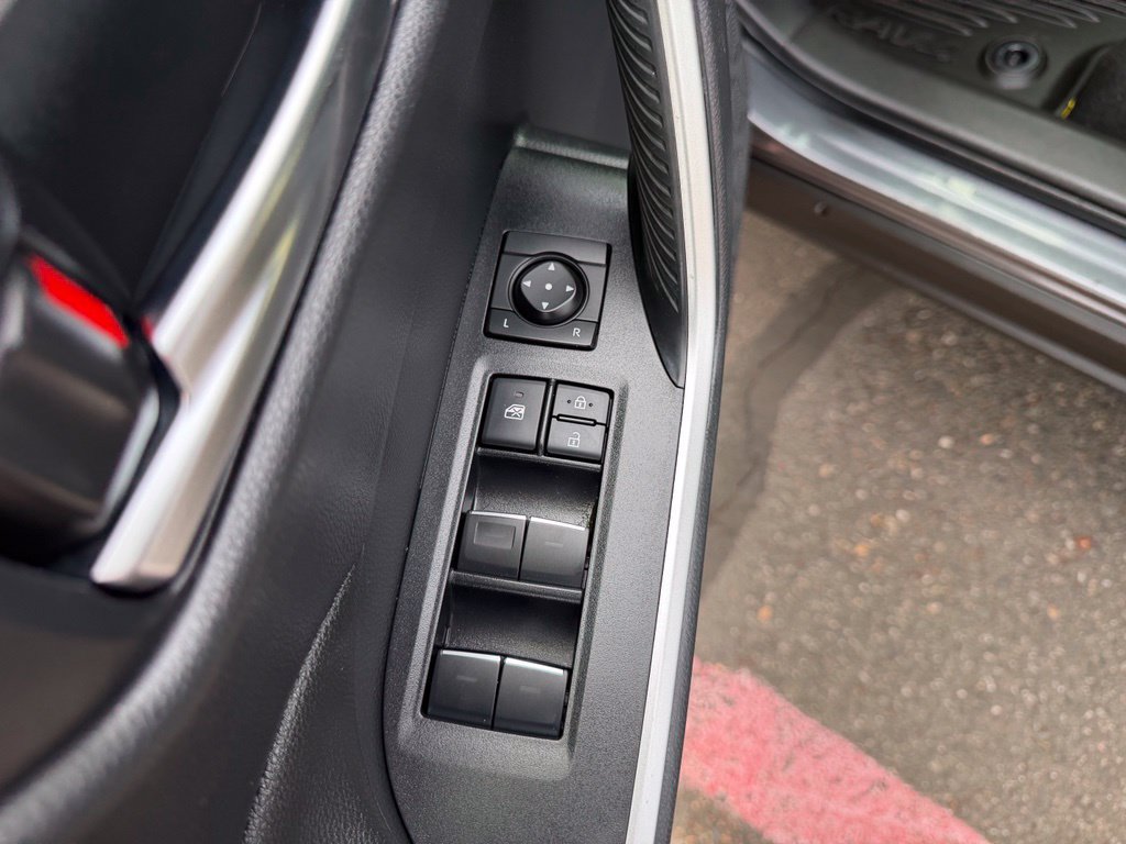 Used 2023 Toyota RAV4 XLE Premium AWD/4WD image 13