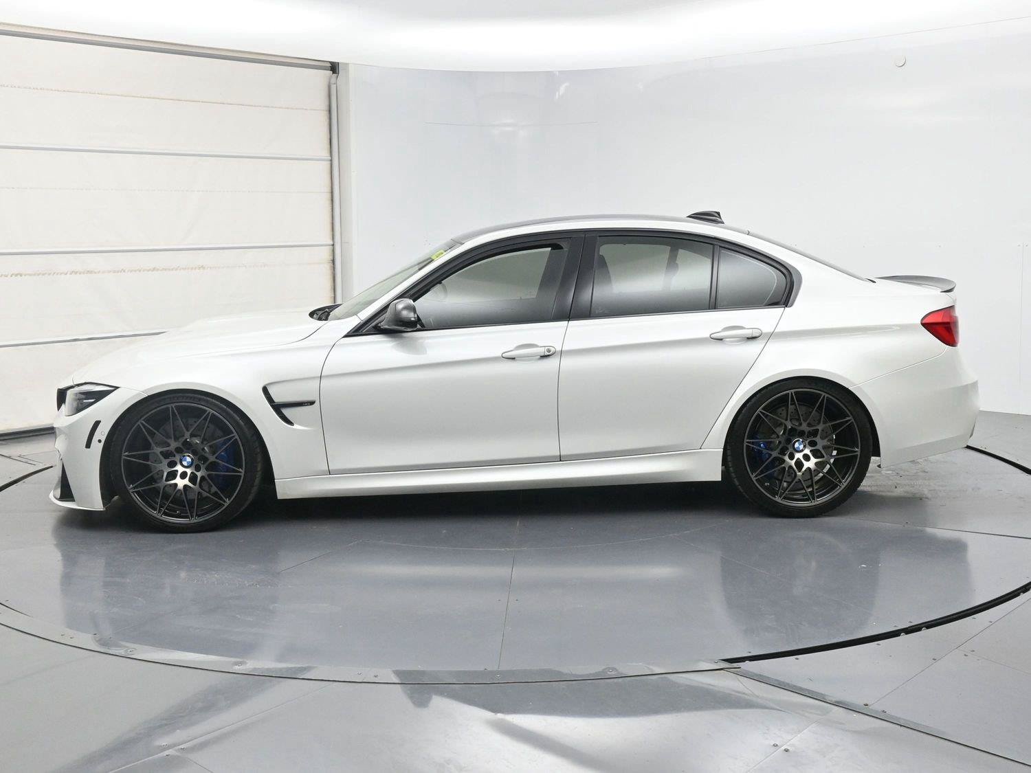 Used 2018 BMW M3 RWD image 25