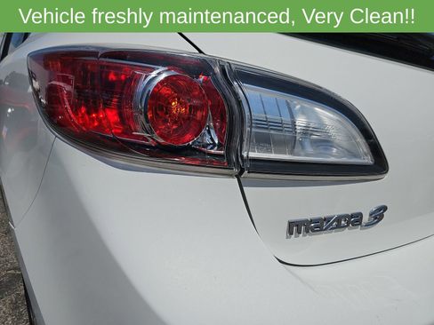Used 2012 MAZDA MAZDA3 i Touring FWD image 36