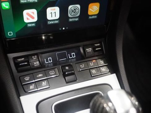 Used 2015 Porsche 911 Carrera 4S image 26