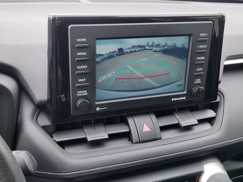 Used 2020 Toyota RAV4 XLE w/ Convenience Package image 20