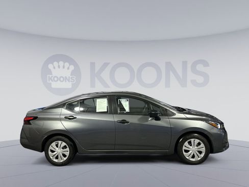 Used 2024 Nissan Versa S image 8
