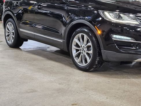 Used 2017 Lincoln MKC Select w/ Select Plus Package image 16