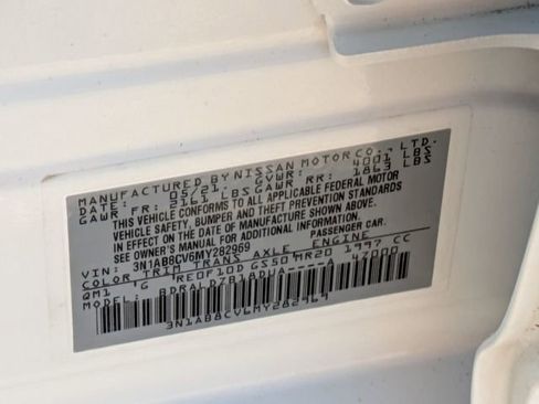 Used 2021 Nissan Sentra SV FWD image 26