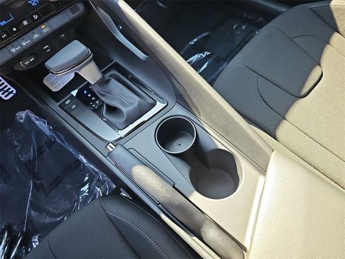 New 2026 Hyundai Elantra Sport image 22