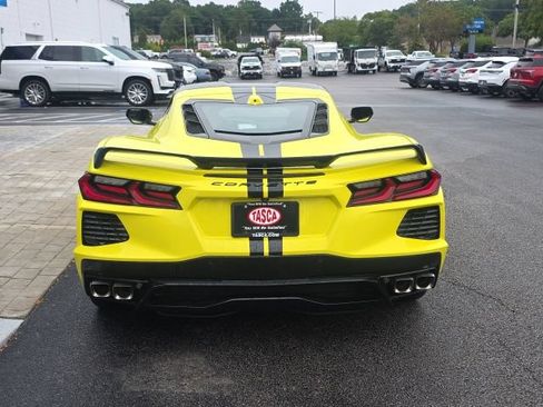 Used 2023 Chevrolet Corvette Stingray Preferred Cpe w/ Z51 Performance Package RWD image 3