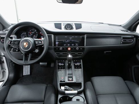New 2026 Porsche Macan GTS AWD/4WD image 4