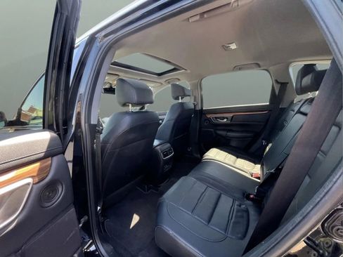 Used 2017 Honda CR-V Touring image 9