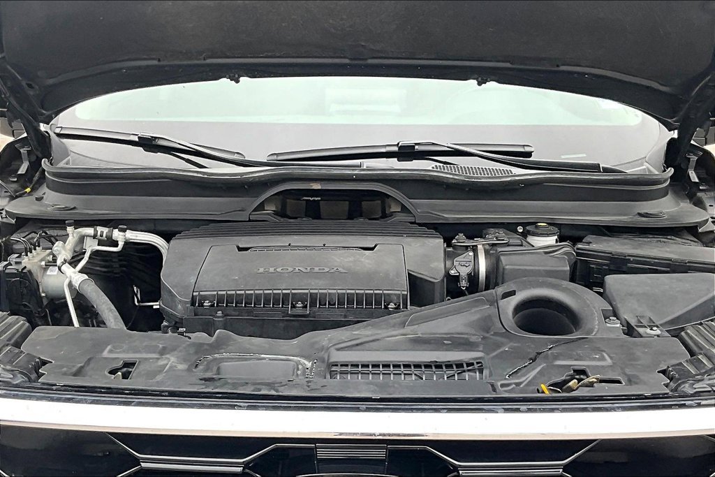 Used 2023 Honda Pilot Touring image 9
