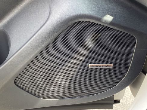 Used 2025 Subaru Ascent Bronze Edition image 30