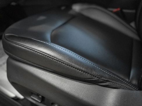 New 2026 Jeep Compass Limited w/ Sun, Sound & Navigation Group image 38