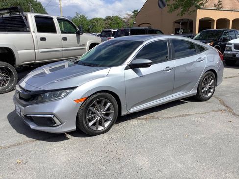 Used 2020 Honda Civic EX image 1