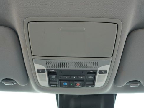 Used 2017 Acura MDX w/ Technology Package FWD image 28