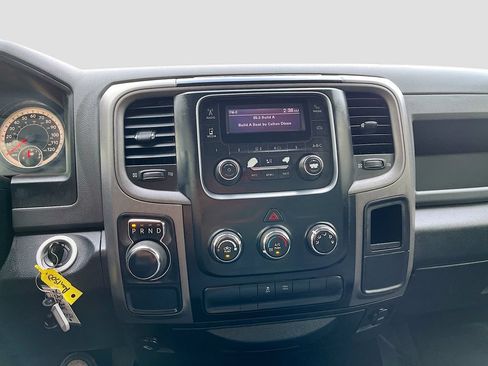 Used 2018 RAM 1500 Express RWD image 14