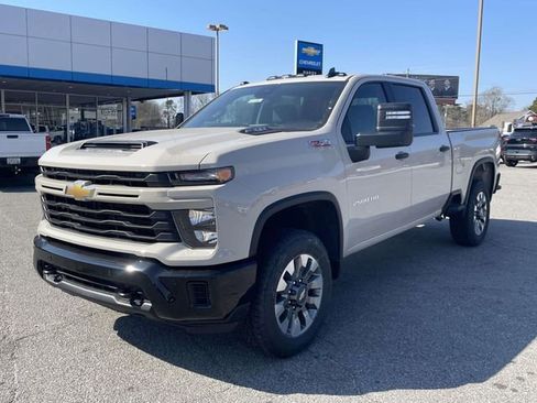 New 2026 Chevrolet Silverado 2500 Custom w/ Custom Value Package image 9