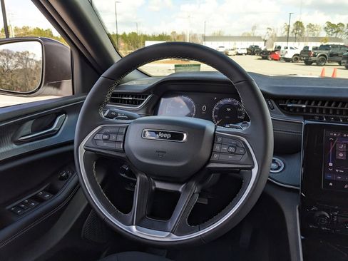New 2026 Jeep Grand Cherokee L 2WD image 24