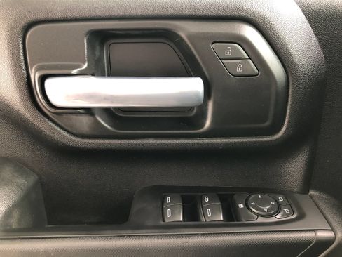 Used 2022 Chevrolet Silverado 2500 Custom w/ Custom Convenience Package AWD/4WD image 34
