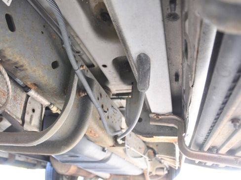 Used 2010 Ford E-350 and Econoline 350 XLT image 30