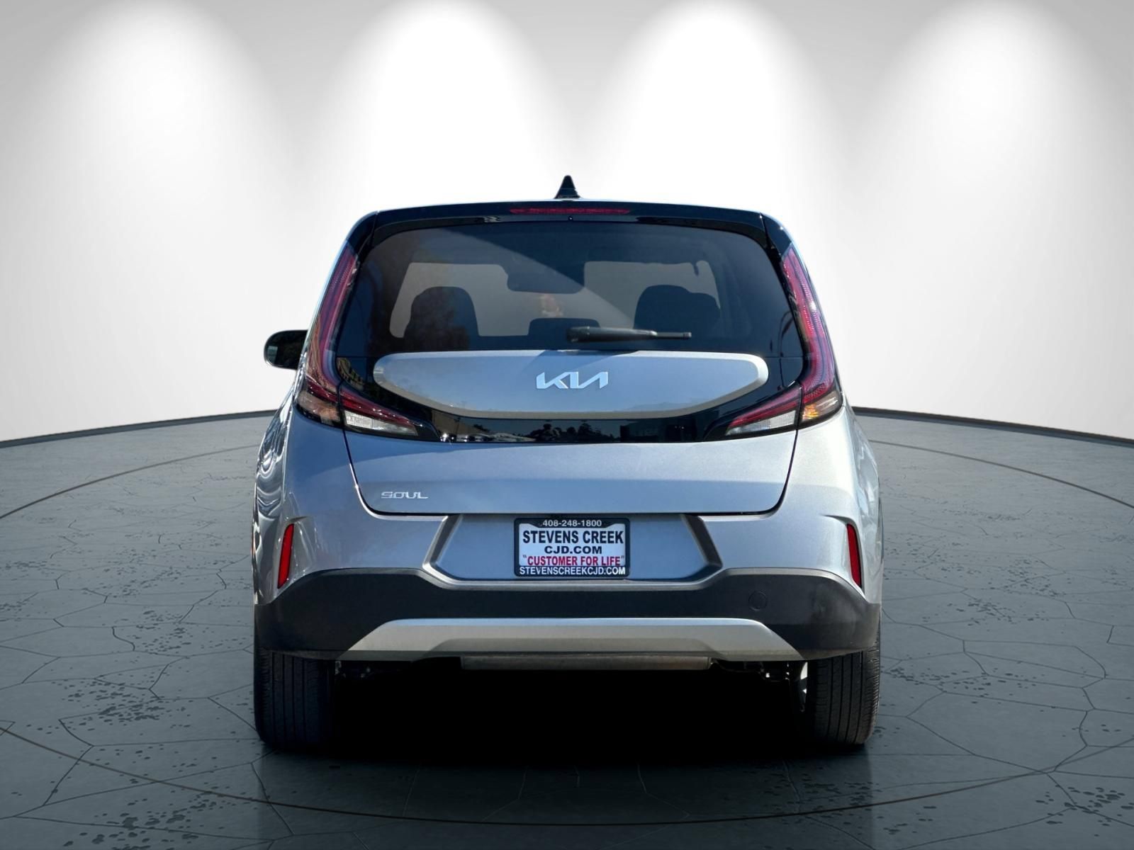 Used 2025 Kia Soul LX w/ LX Technology Package FWD image 5