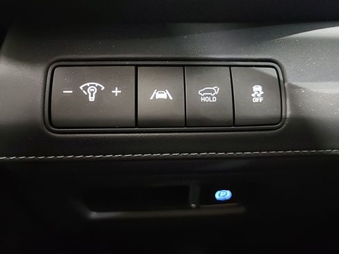 Used 2023 Hyundai Santa Fe SEL Premium image 17