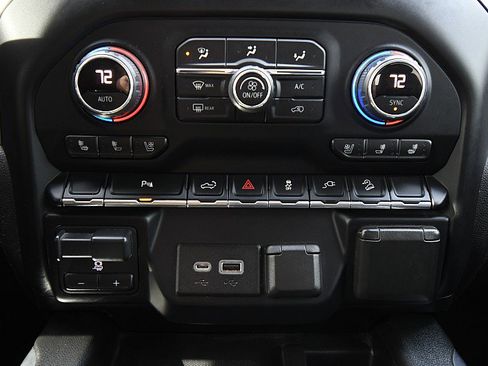 Used 2020 Chevrolet Silverado 2500 LTZ w/ LTZ Plus Package image 23