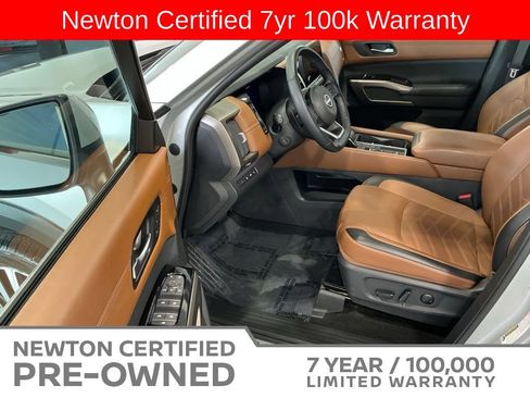 Used 2024 Nissan Pathfinder Platinum w/ Cargo Package FWD image 6
