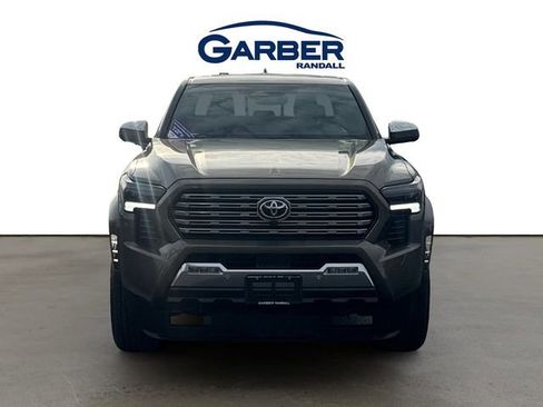Used 2024 Toyota Tacoma Limited AWD/4WD image 8